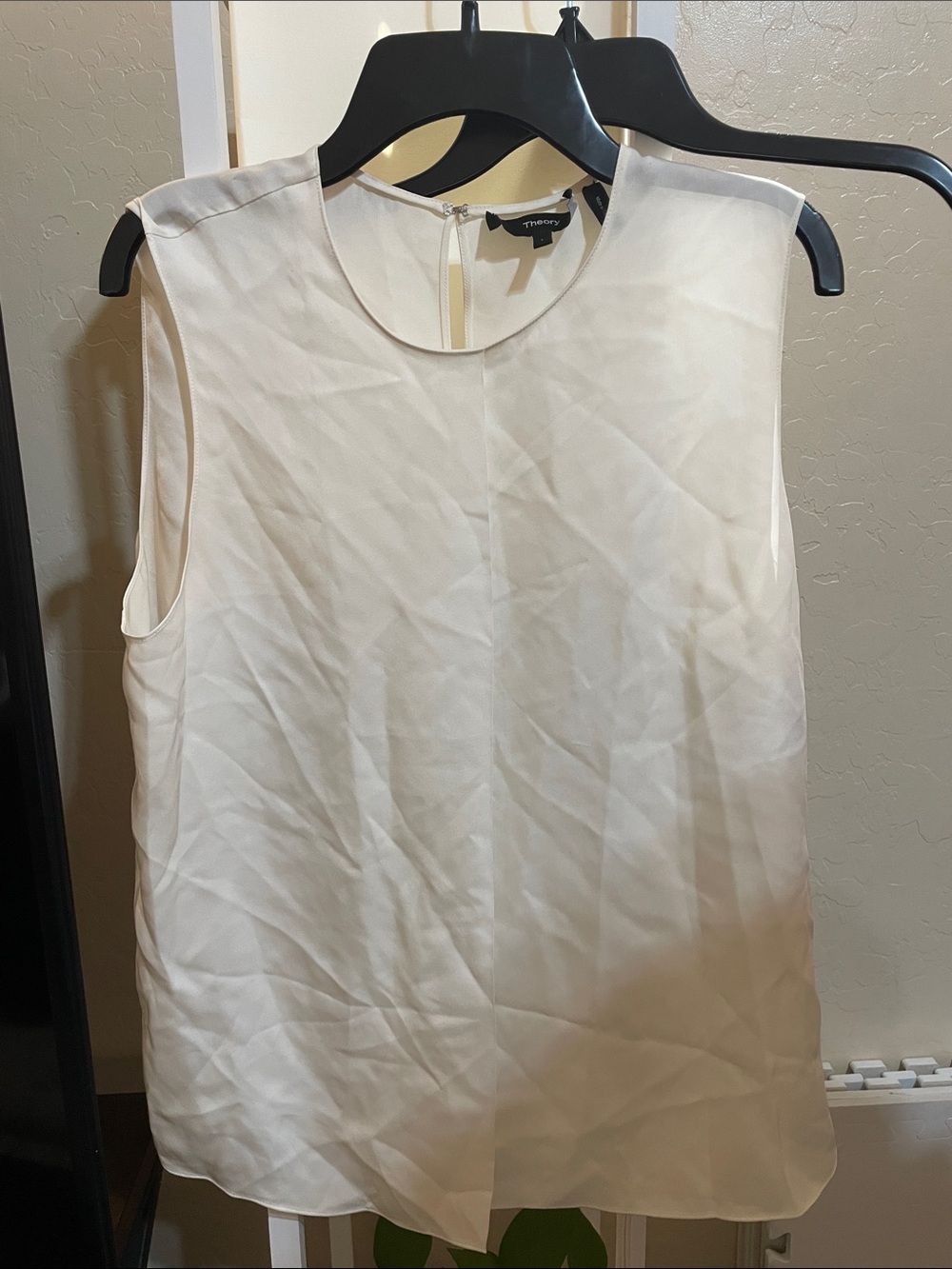 Theory Cream Sleeveless Silk Camisole